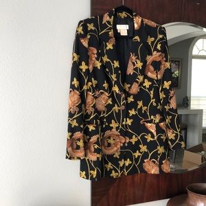 Fab Escada women’s jacket  100% silk size 40 (12)